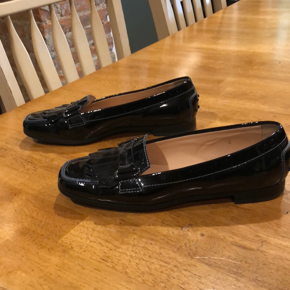 Tod’s driving loafer